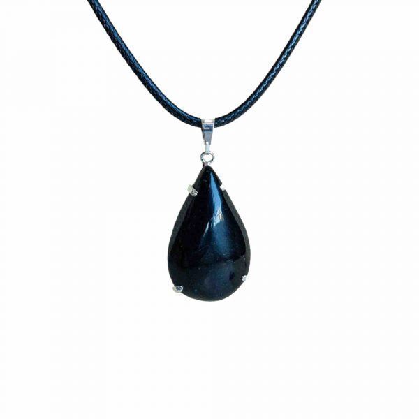 Collar de obsidiana natural