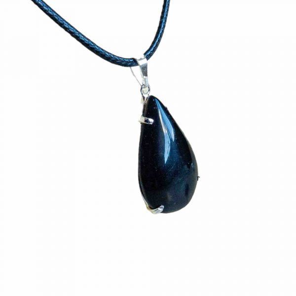 Collar de obsidiana natural